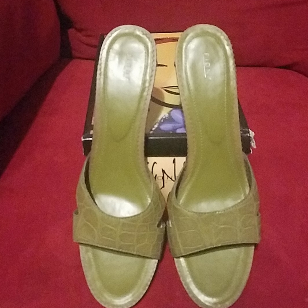 Fioni Mules